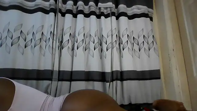 Snapshot of BARBIEDOLLXXX chatting on November 2025 09:28:01 PM BARBIEDOLLXXX online show from November 2025 09:28:01 PM