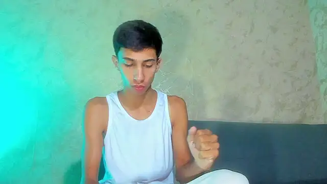 lucian davii online show from November 2025 12:16:02 PM