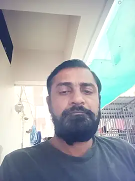 RubyEntity online show from December 2025 12:25:01 PM