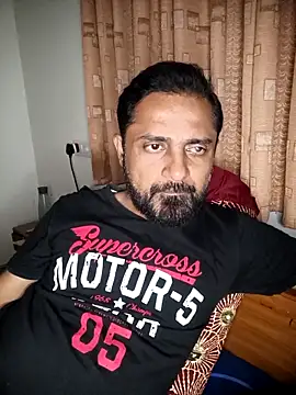 RubyEntity online show from December 2025 05:28:02 PM