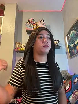 Snapshot of desirable_miya chatting on February 2026 01:28:02 AM desirable miya online show from February 2026 01:28:02 AM