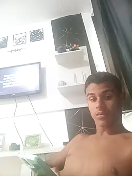 moreninhosafadinho21 online show from November 2025 06:10:01 PM