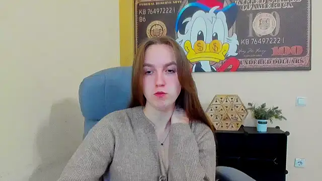 Snapshot of Nesie-Stoun chatting on November 2025 09:41:01 AM Nesie-Stoun online show from November 2025 09:41:01 AM