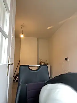 MorenoVelvet online show from January 2026 02:11:01 PM