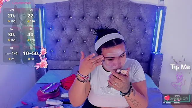 Snapshot of Ashlye_rose0 chatting on February 2026 08:14:01 PM Ashlye rose0 online show from February 2026 08:14:01 PM