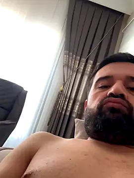 NiktirGit31 online show from November 2025 12:38:01 PM