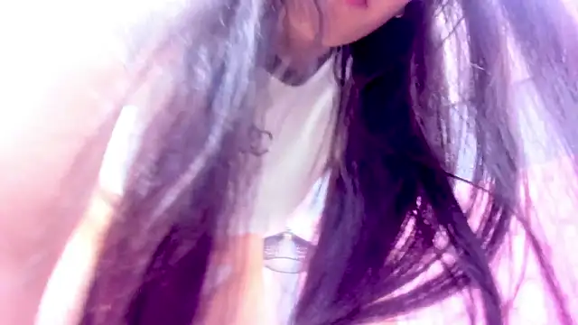 Mia Horney online show from January 2026 12:42:01 PM