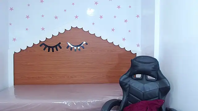 scarlett percy t online show from January 2026 02:02:02 AM