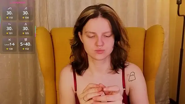 LatinaHuguenin online show from February 2026 06:51:02 PM