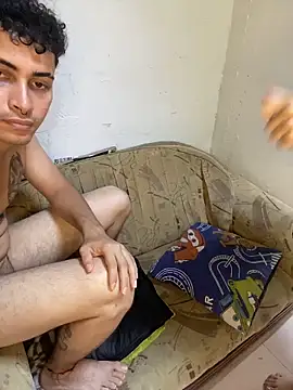 Snapshot of latinnheatxx chatting on November 2025 06:57:02 PM latinnheatxx online show from November 2025 06:57:02 PM