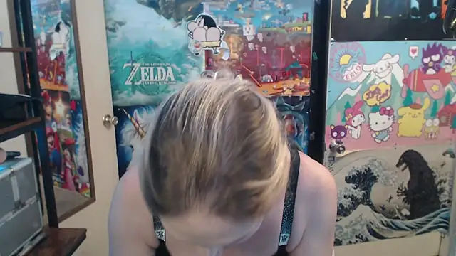 Savanah Banana  online show from November 2025 11:02:01 AM