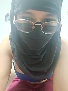 CandyLove 19 online show from November 2025 03:06:02 AM