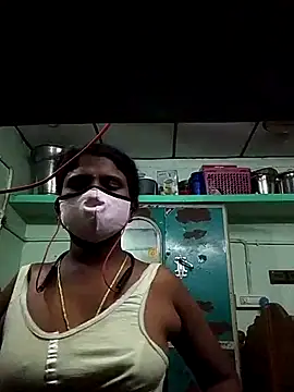 Snapshot of Couple1114 chatting on November 2025 04:28:02 PM Couple1114 online show from November 2025 04:28:02 PM