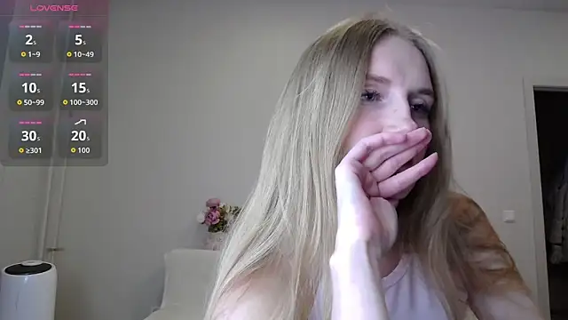 Snapshot of olliebells chatting on February 2026 05:50:01 PM olliebells online show from February 2026 05:50:01 PM