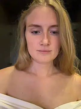 olliebells online show from May 2026 04:25:02 PM