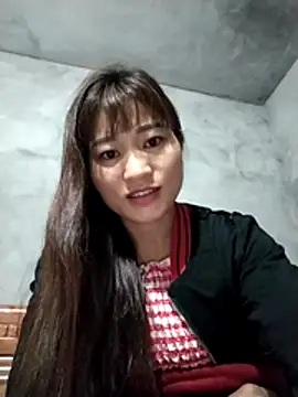 Qoine392 online show from December 2025 10:05:01 PM