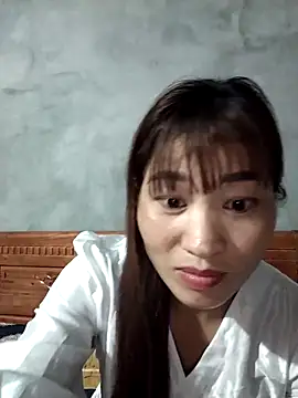 Qoine392 online show from December 2025 07:54:01 PM