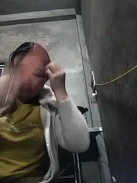 Snapshot of MINSSA502 chatting on February 2026 10:14:01 PM MINSSA502 online show from February 2026 10:14:01 PM