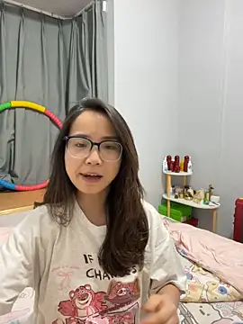 Hmm 0303 online show from December 2025 02:22:01 PM