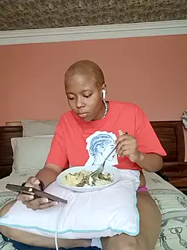 Snapshot of Prettyflowea chatting on November 2025 01:00:01 PM Prettyflowea online show from November 2025 01:00:01 PM