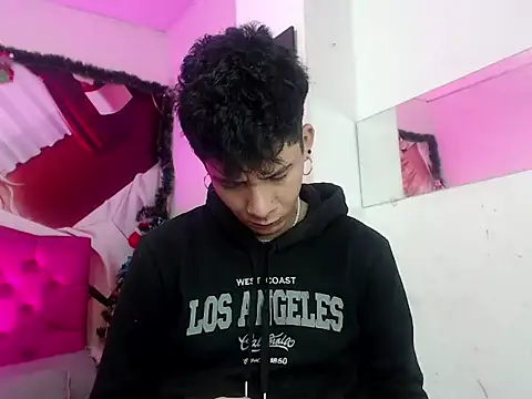 Lovers Spicy online show from December 2025 12:11:02 PM