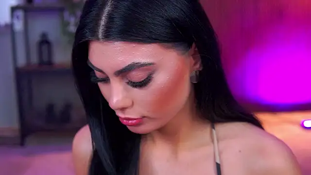 RavennaDArcy online show from January 2026 07:17:02 PM