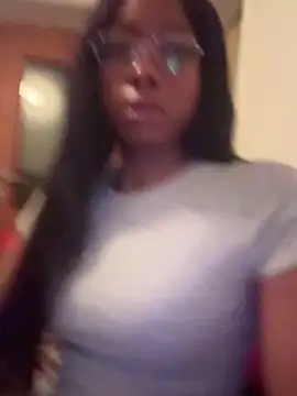 SwissMirelle online show from November 2025 07:14:01 PM