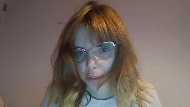 HornyElena online show from November 2025 03:12:02 PM