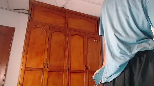 Tessachains 2  online show from February 2026 12:45:02 PM