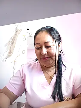 keilaJhonsom1 online show from November 2025 04:40:02 PM