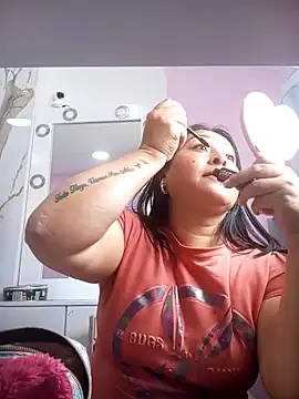 keilaJhonsom1 online show from November 2025 04:32:02 PM