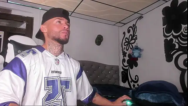 couple-hothot online show from November 2025 09:26:01 PM