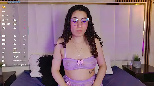 Snapshot of DemiJones_ chatting on November 2025 04:22:02 AM DemiJones online show from November 2025 04:22:02 AM