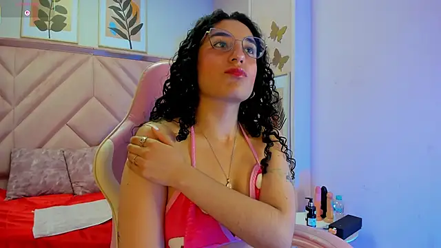 DemiJones  online show from December 2025 04:07:01 AM