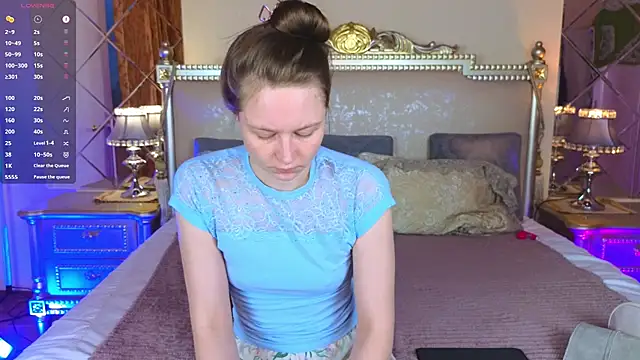 HolyBabyDoll online show from November 2025 04:01:02 AM