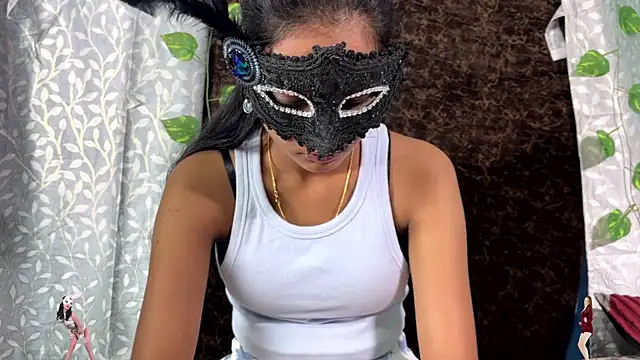 leenaboyxh online show from January 2026 07:49:02 PM