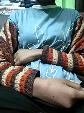 Snapshot of Hasinaji chatting on November 2025 01:20:01 PM Hasinaji online show from November 2025 01:20:01 PM