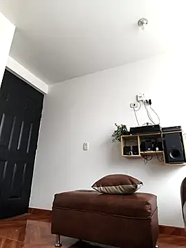 ALEJA  22 online show from December 2025 12:32:02 PM