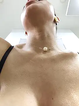 ALEJA  22 online show from December 2025 07:53:02 PM