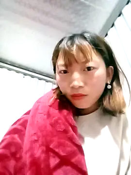 Snapshot of julybi chatting on November 2025 09:42:02 PM julybi online show from November 2025 09:42:02 PM