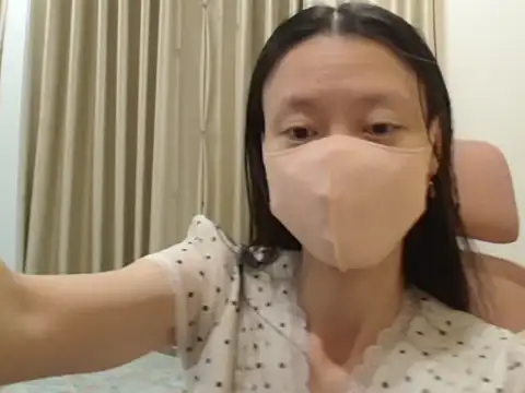 Lil-Cherries online show from February 2026 02:47:01 PM