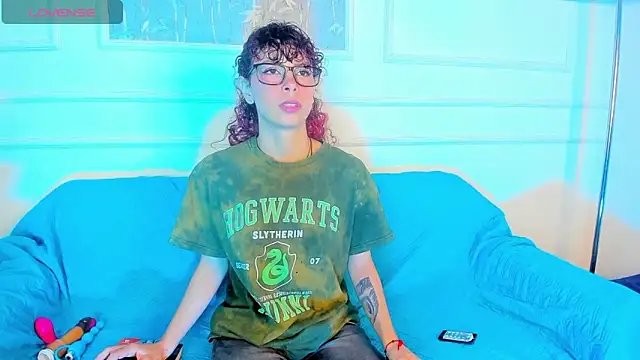 AliceMadnes online show from January 2026 03:05:01 PM