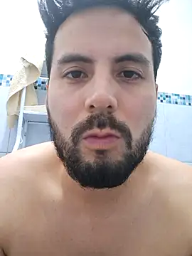 Snapshot of Delgado-34 chatting on November 2025 09:35:01 PM Delgado-34 online show from November 2025 09:35:01 PM