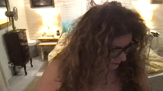 Snapshot of lilwilogurl chatting on November 2025 06:02:02 AM lilwilogurl online show from November 2025 06:02:02 AM