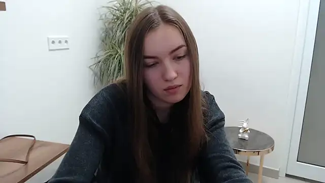 Snapshot of Adel_attractive chatting on November 2025 02:27:01 PM Adel attractive online show from November 2025 02:27:01 PM