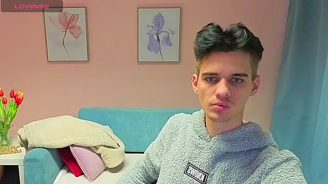 LiamMerci online show from November 2025 07:18:02 AM