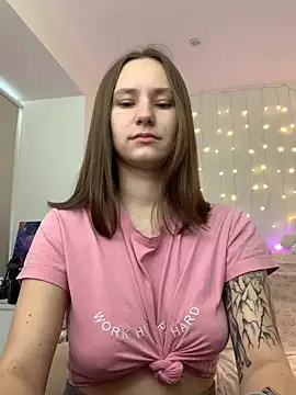 SexCaramell online show from November 2025 08:02:02 AM