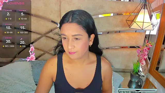 PARKERTHOMPSON online show from November 2025 06:08:01 PM