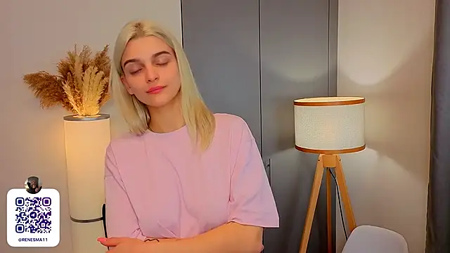 AdameShoyer online show from November 2025 09:02:01 PM