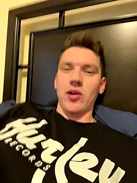 Snapshot of dakota1998x chatting on November 2025 10:41:02 PM dakota1998x online show from November 2025 10:41:02 PM